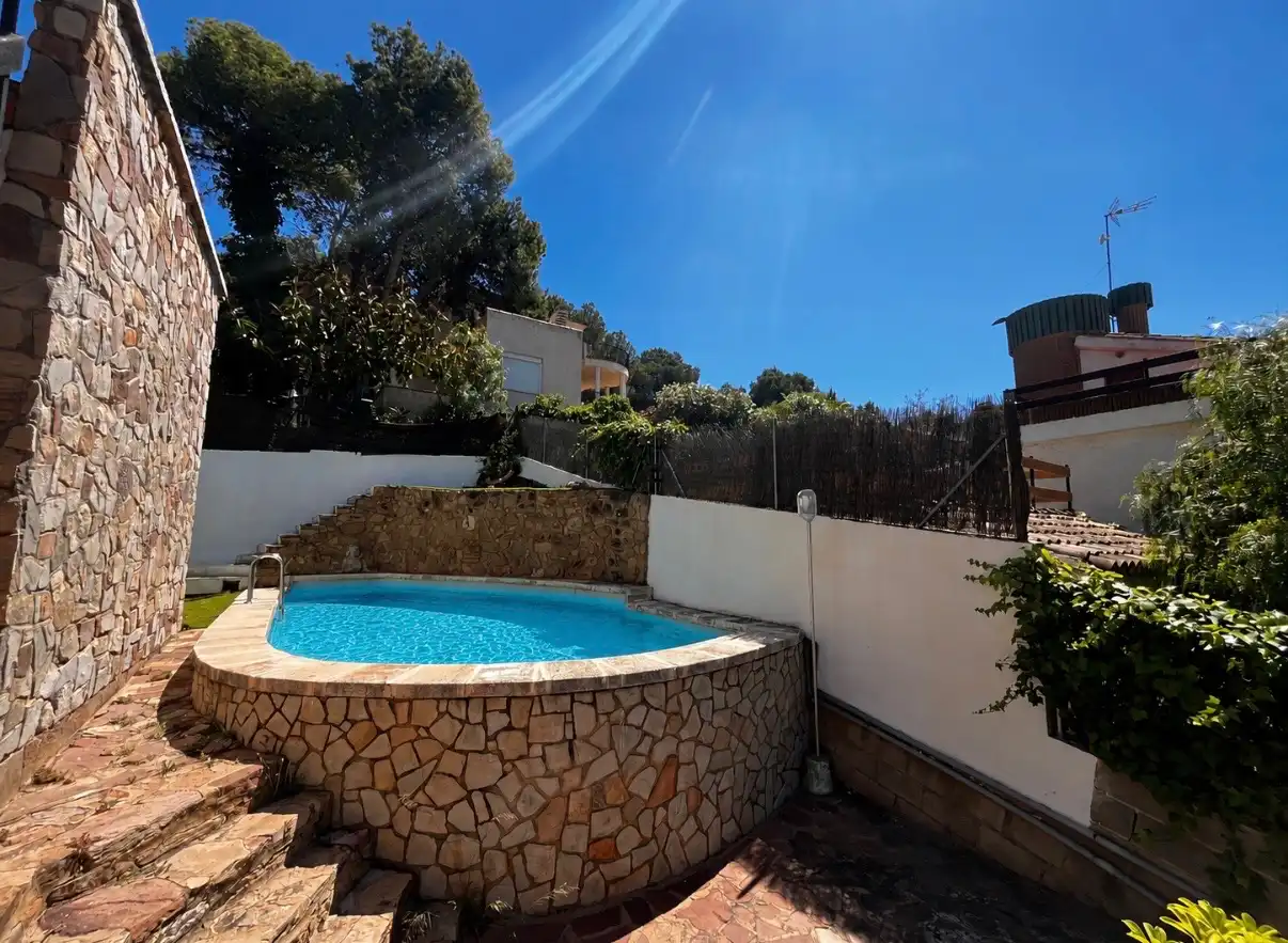 Xalet amb piscina en venda a Avinguda dels Germanells, imagen 7