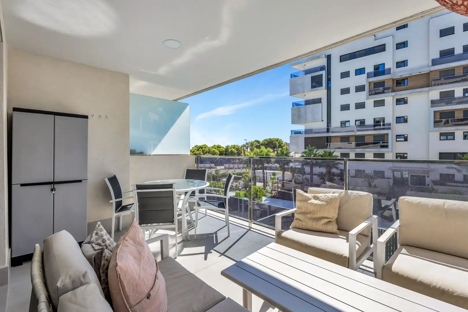 Apartamento con piscina en venta en N/A, imagen 2