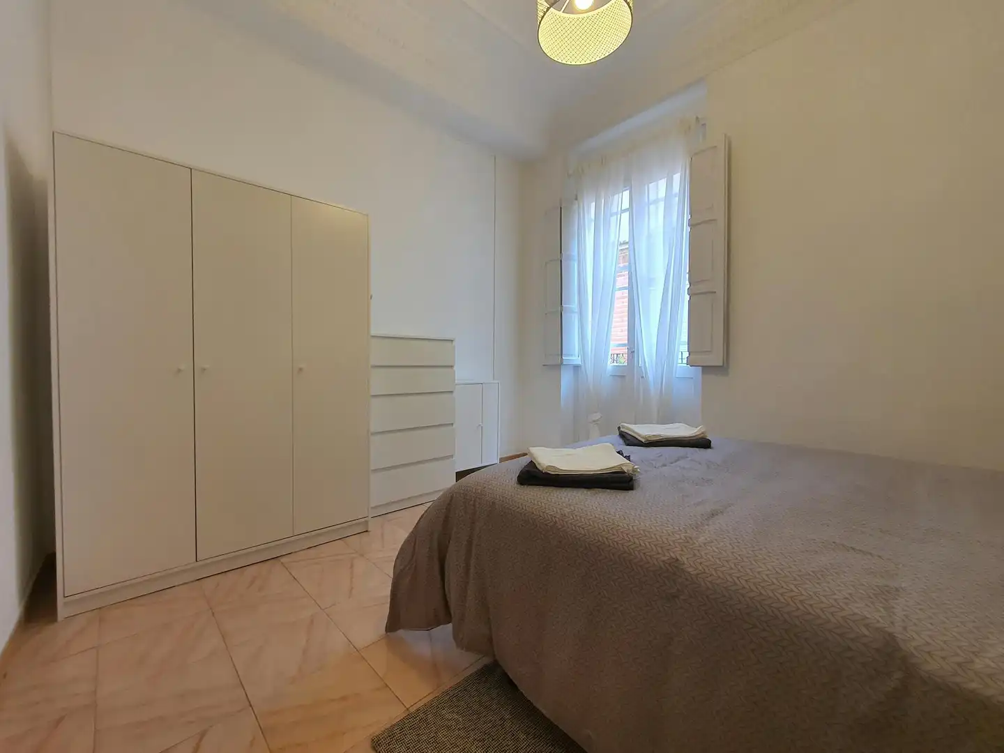 Habitación de Piso para compartir en Valencia con Lavadora