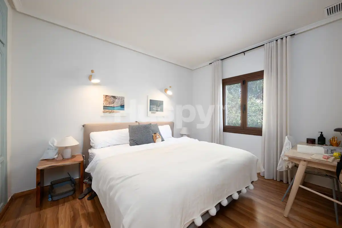 Dormitori de Casa o xalet en venda en Elche / Elx amb Aire condicionat, Calefacció i Jardí privat