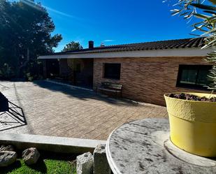 Exterior view of House or chalet for sale in Calafell  with Private garden, Terrace and Storage room