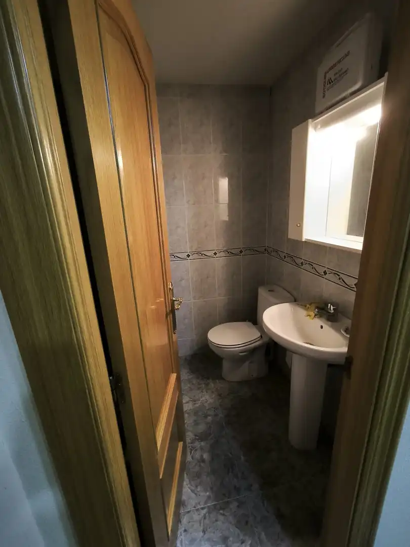 Baño de Nave industrial en venta en Salamanca