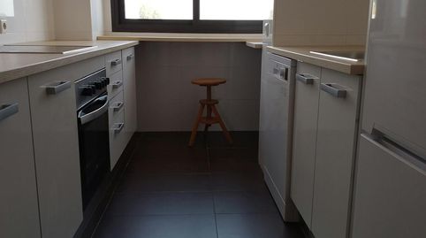 Foto 3 de Piso de alquiler en C. Pobladores, La Pañoleta, Camas