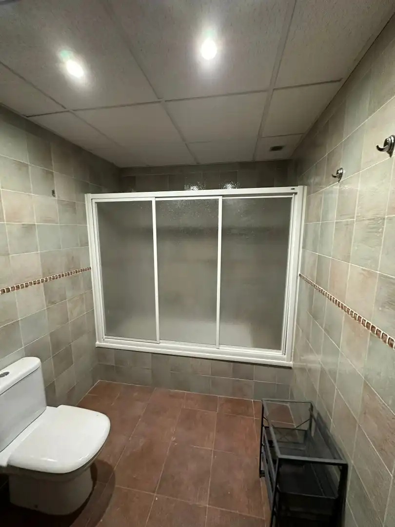 Baño de Ático en venta en Don Benito con Aire acondicionado, Calefacción y Terraza