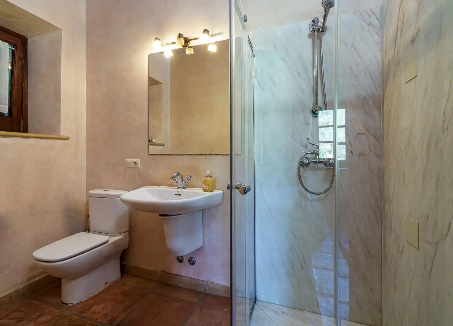 Baño de Casa o chalet en venta en Capdepera con Aire acondicionado, Calefacción y Jardín privado