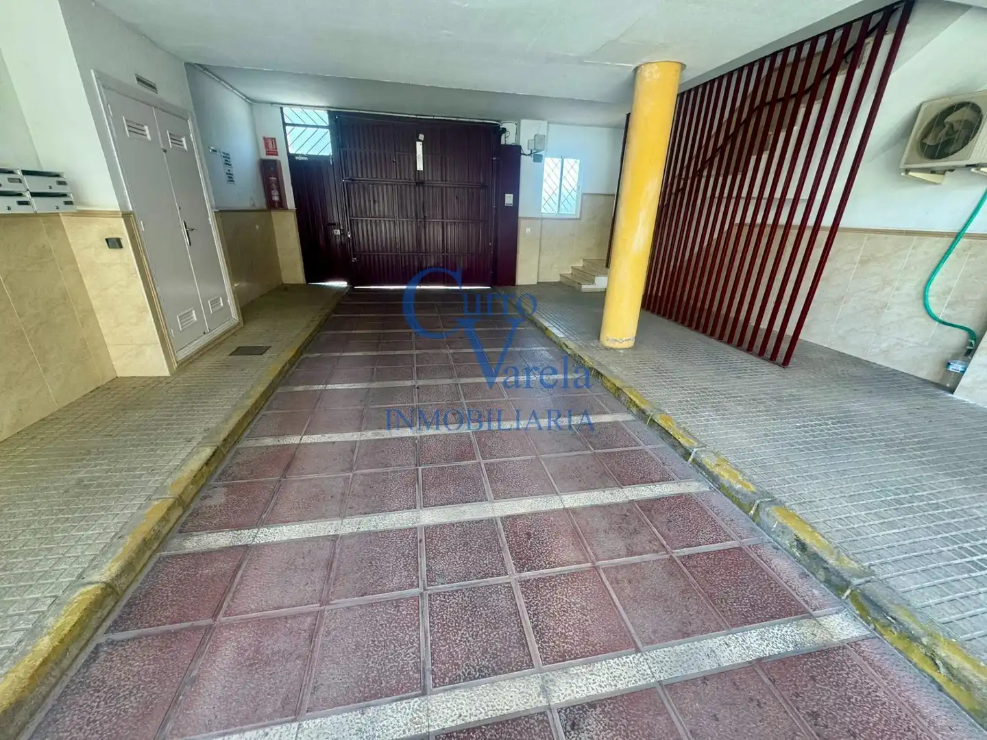 Parking de Piso en venta en Dos Hermanas con Aire acondicionado, Calefacción y Trastero