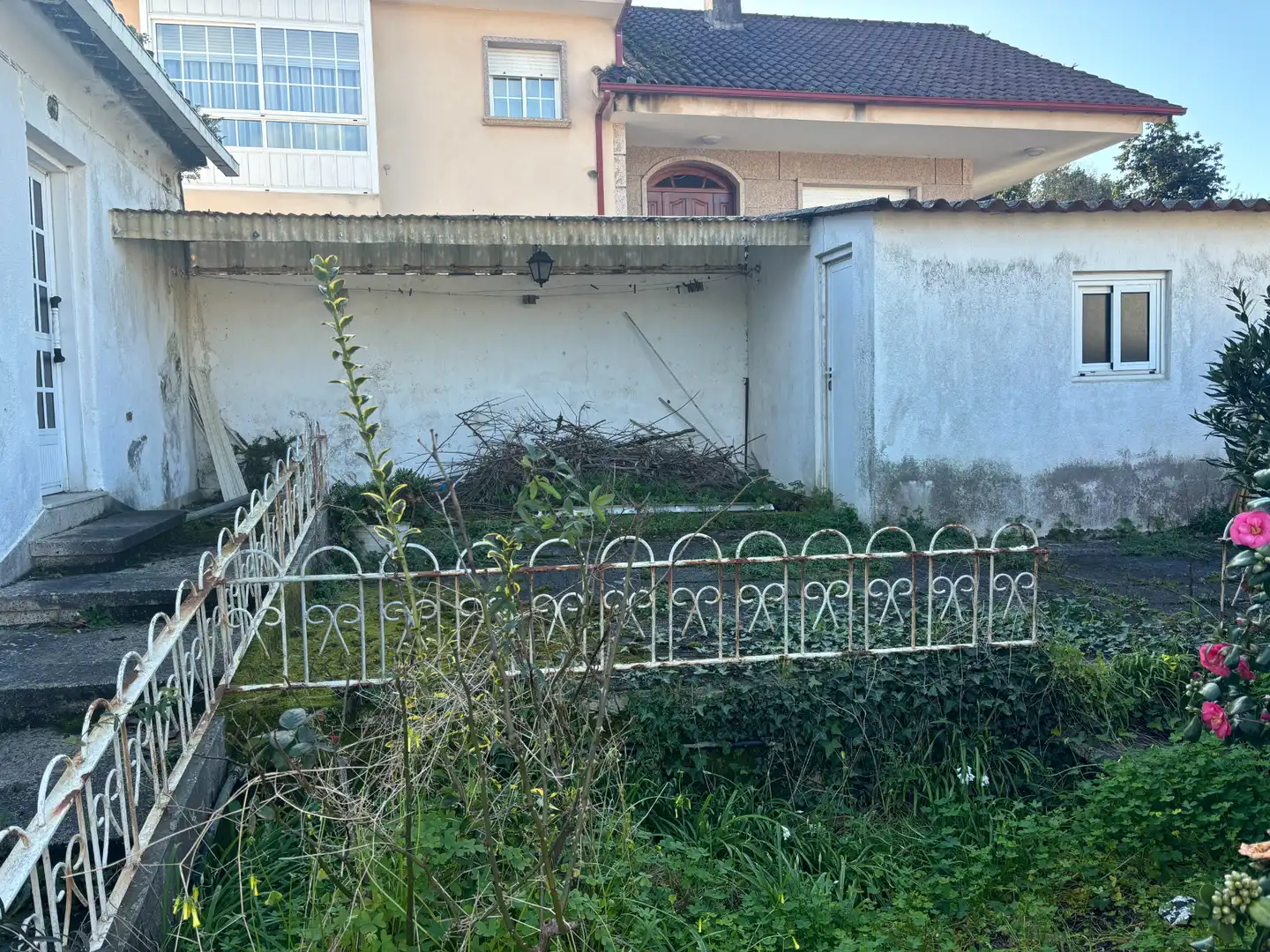 Houses for sale in Vigo   with Private garden