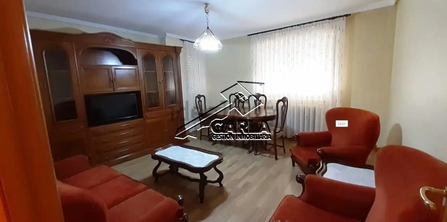 Flat with terrace to rent in Salamanca - Calle Asturias