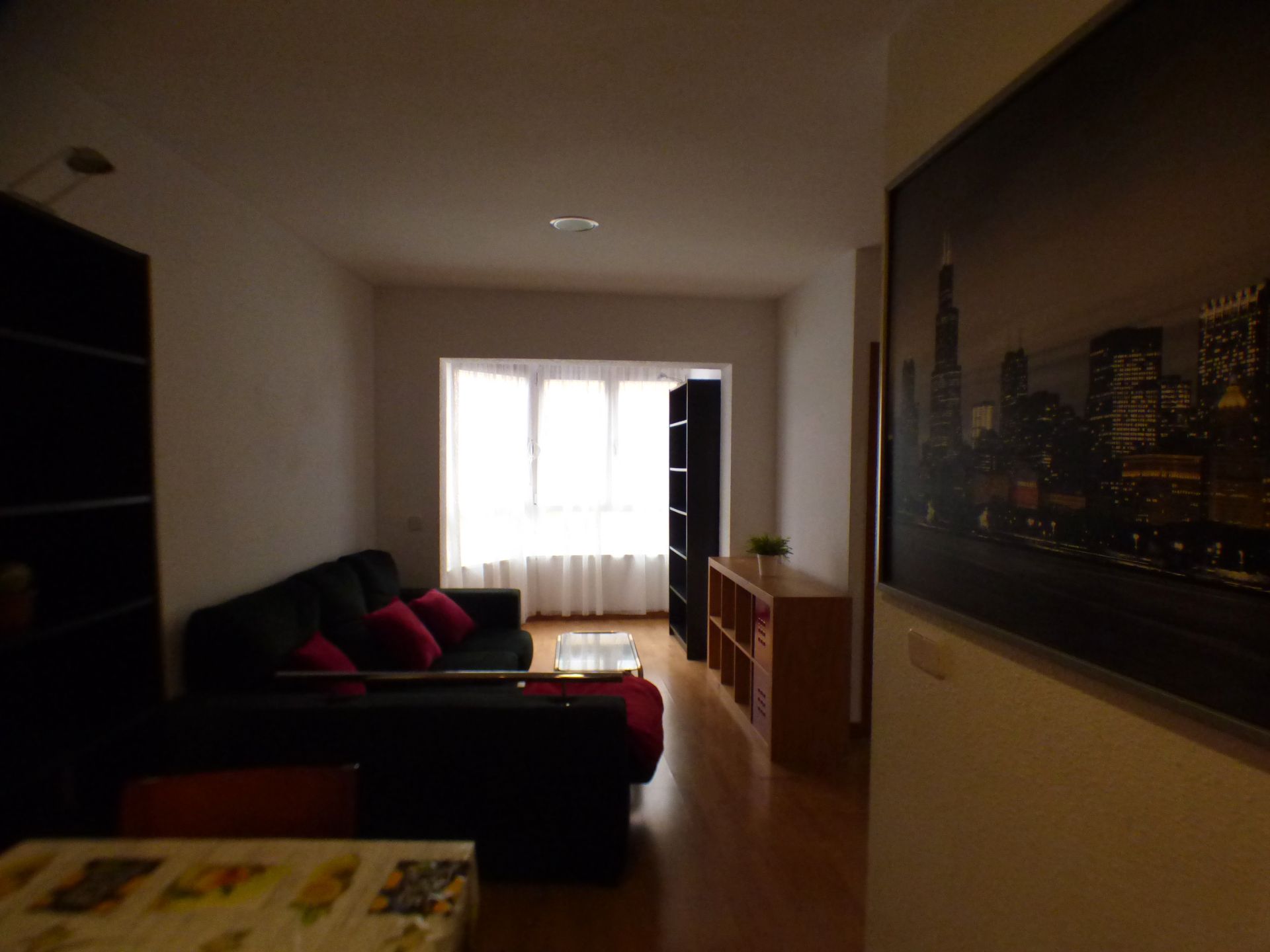 Living room of Flat to rent in Girona Capital  with Heating, Parquet flooring and Furnished