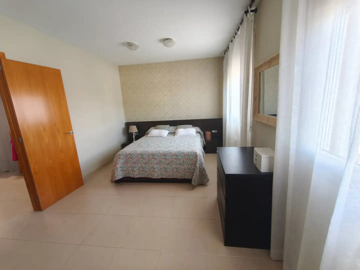 Habitación de Casa adosada en venta en El Rourell con Aire acondicionado, Calefacción y Jardín privado