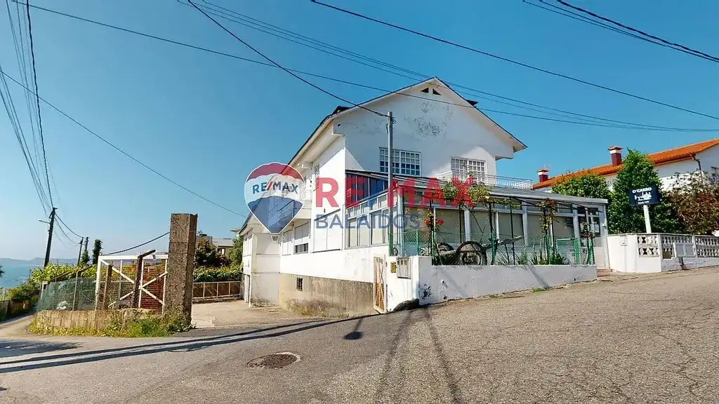 Vista exterior de Casa o chalet en venta en Vigo  con Jardín privado, Parquet y Terraza
