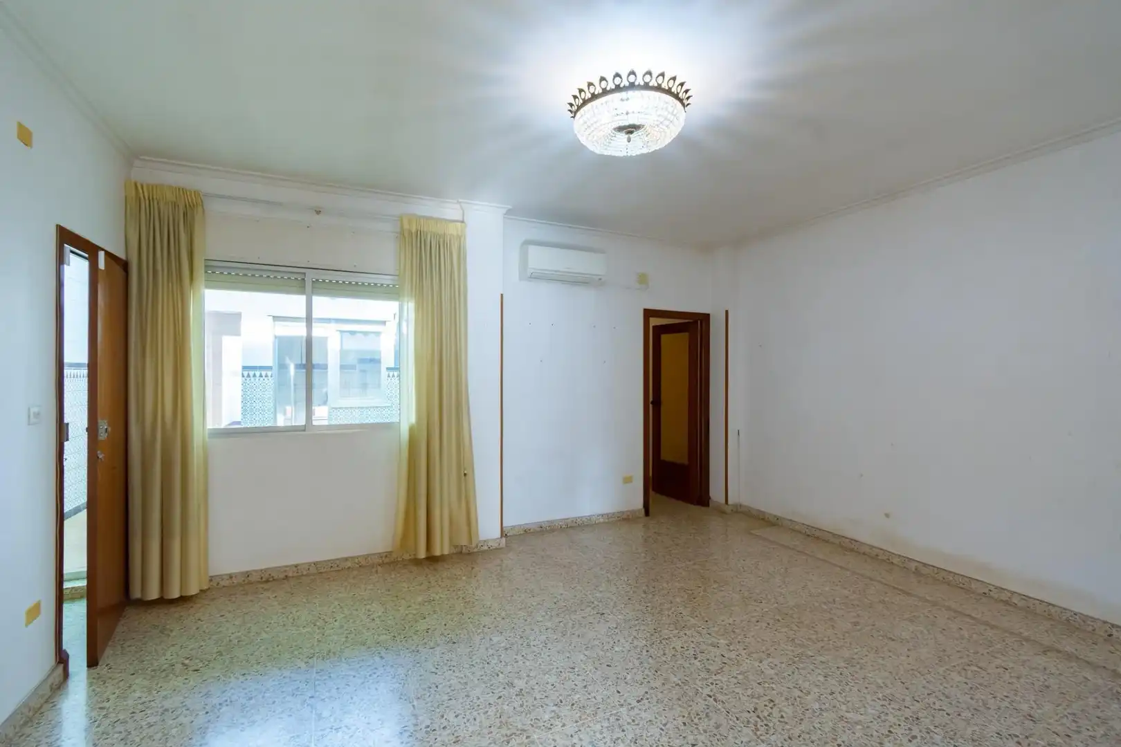 Casa aparellada en venda a Cartagena ciudad, imagen 2