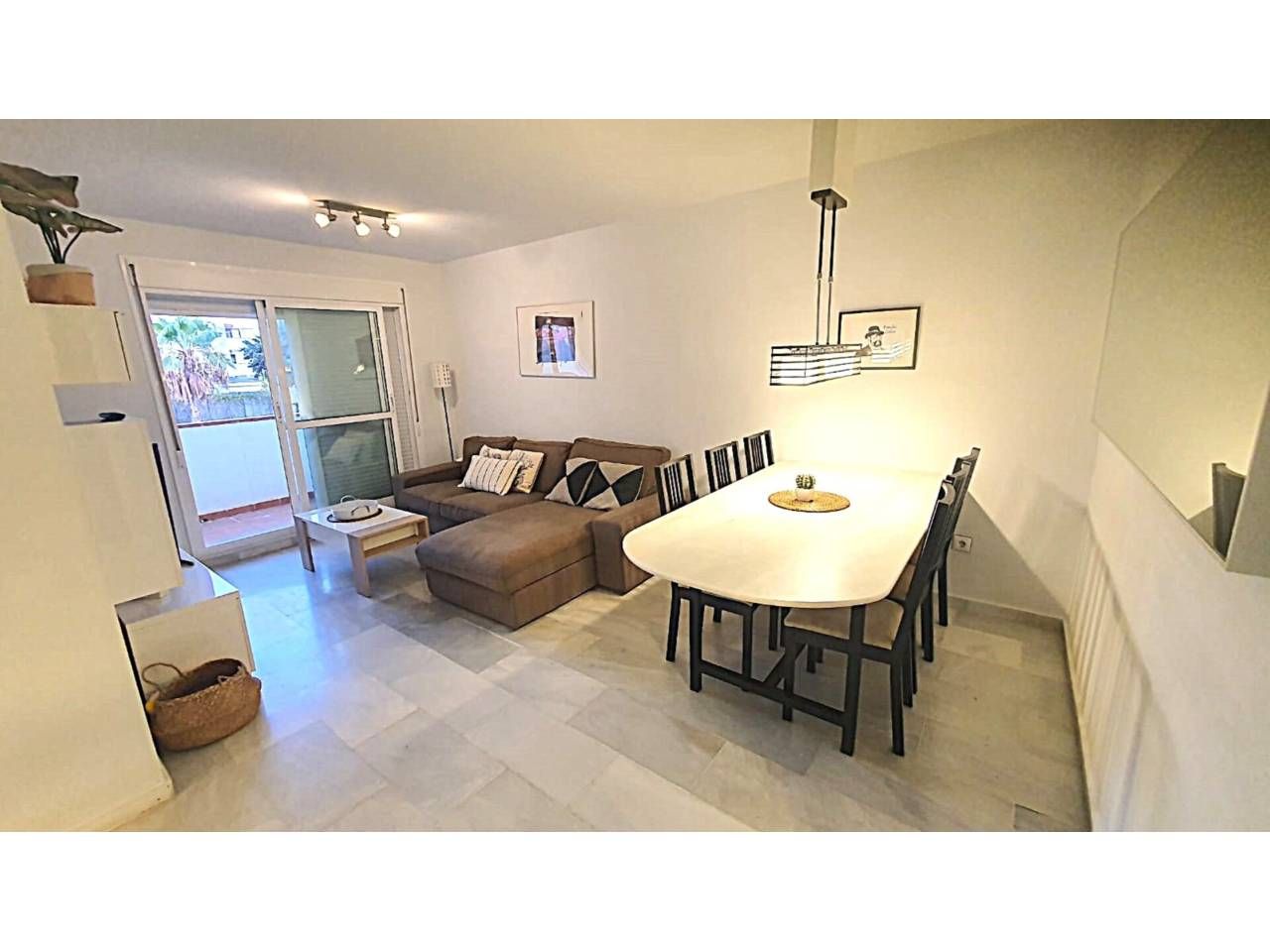 Exterior view of Flat to rent in  Almería Capital  with Air Conditioner, Terrace and Furnished