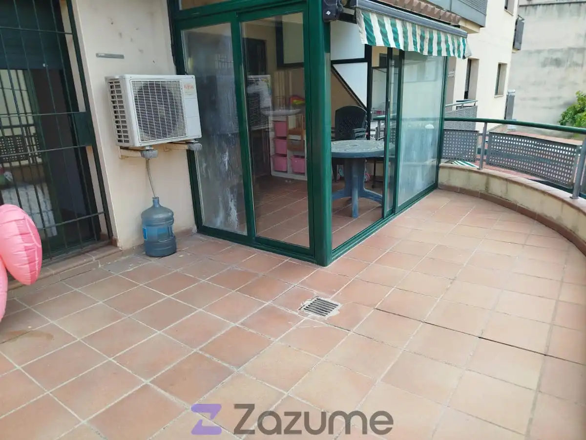 Terrasse von Wohnungen zur Miete in Lloret de Mar mit Klimaanlage, Terrasse und Schwimmbad