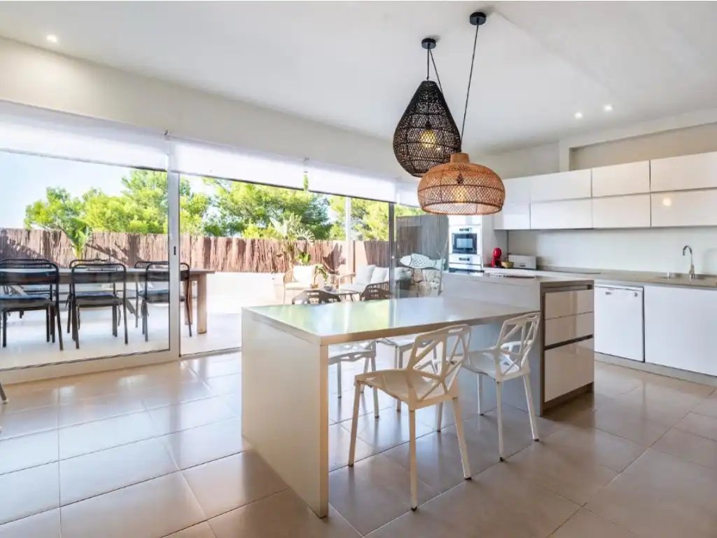 Cocina de Casa adosada en venta en Sant Josep de sa Talaia con Terraza