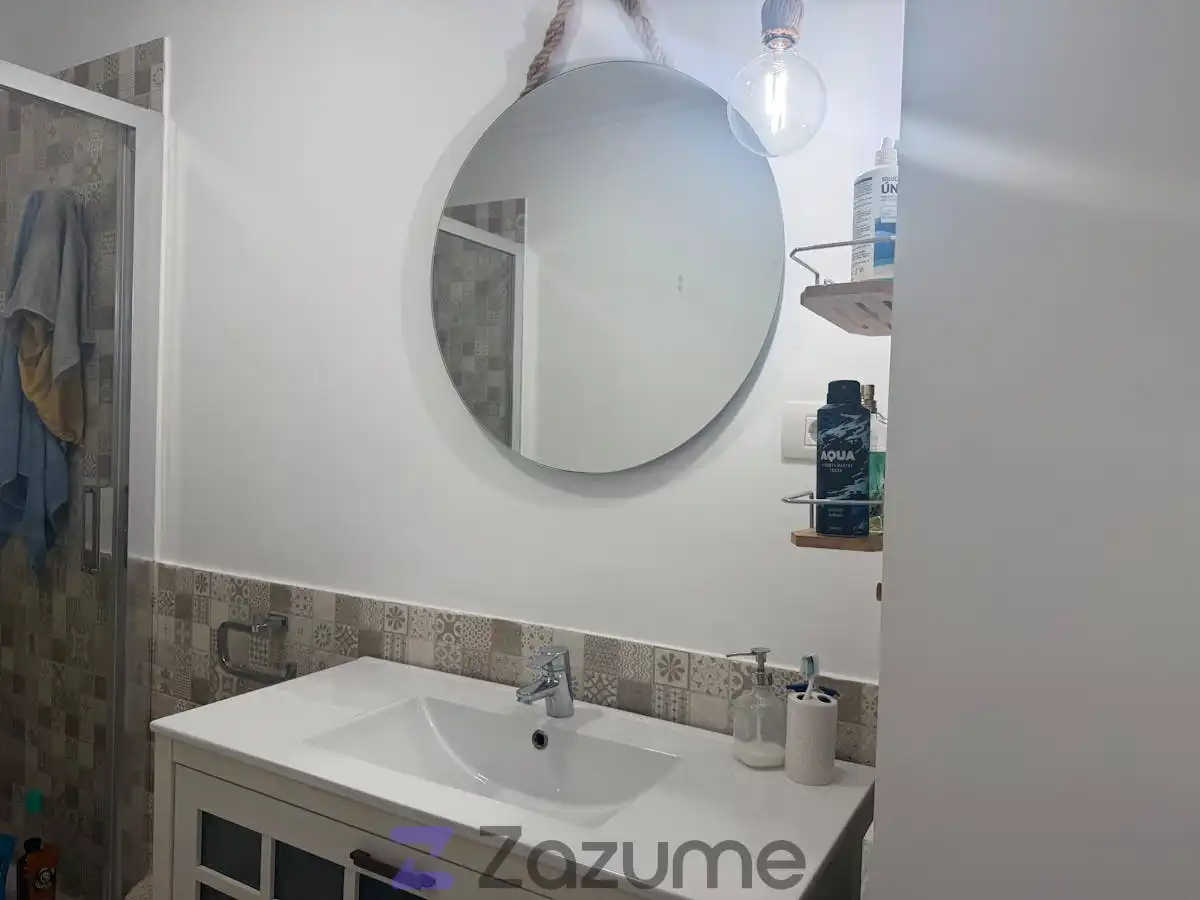 Bathroom of Flat for rent in Las Palmas de Gran Canaria  with Terrace, Furnished and Oven