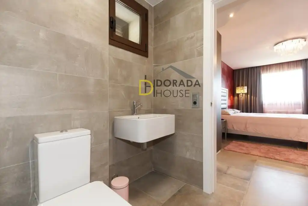 Bathroom of Houses for sale in Cambrils  with Air Conditioner, Private garden and Terrace