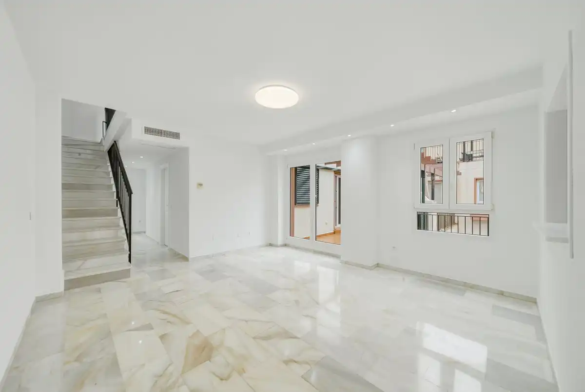 Duplexes for sale in Benalmádena  with Air Conditioner, Terrace and Storage room
