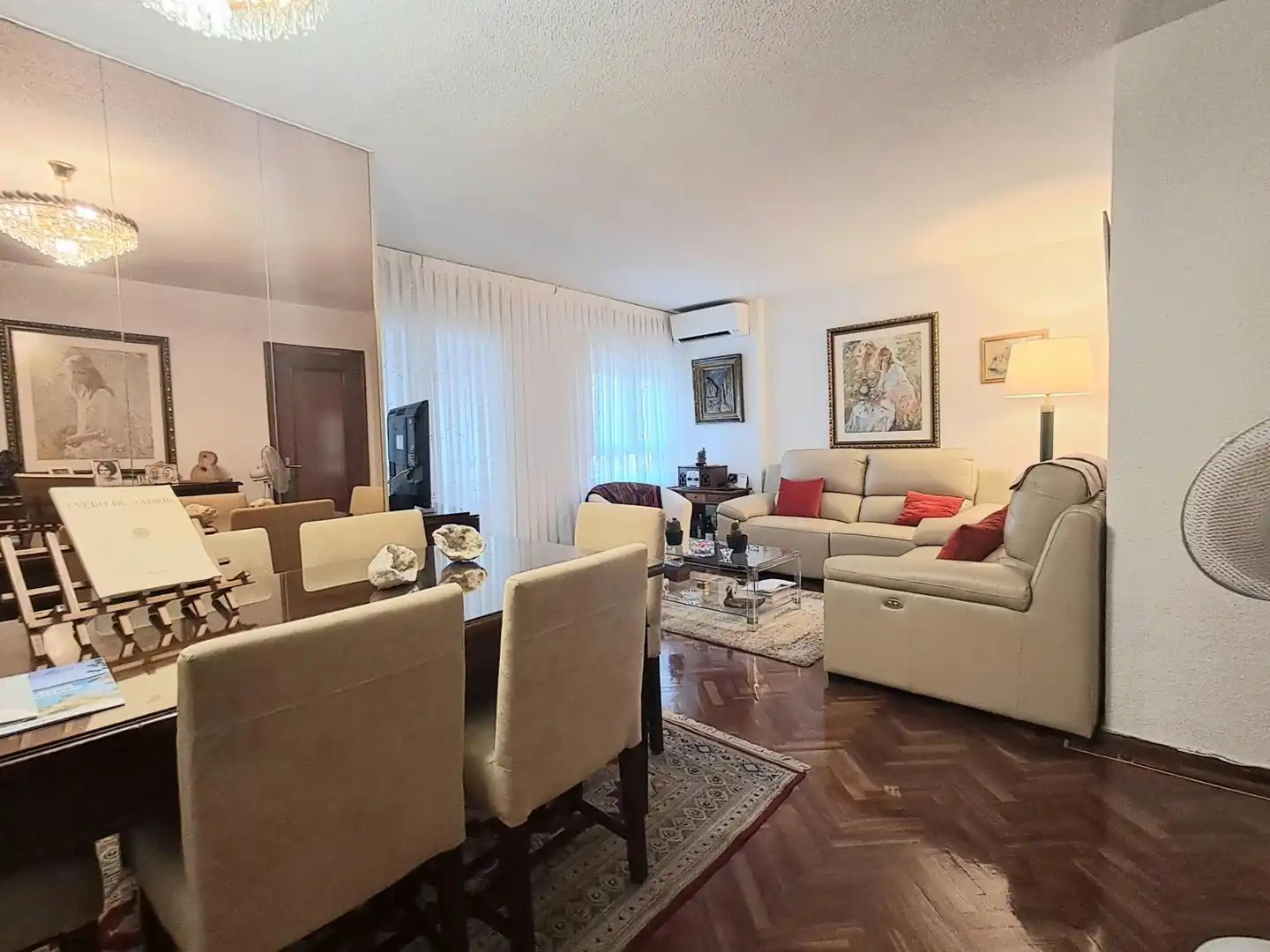 Living room of Flat for sale in Madrid  with Air Conditioner, Heating and Private garden