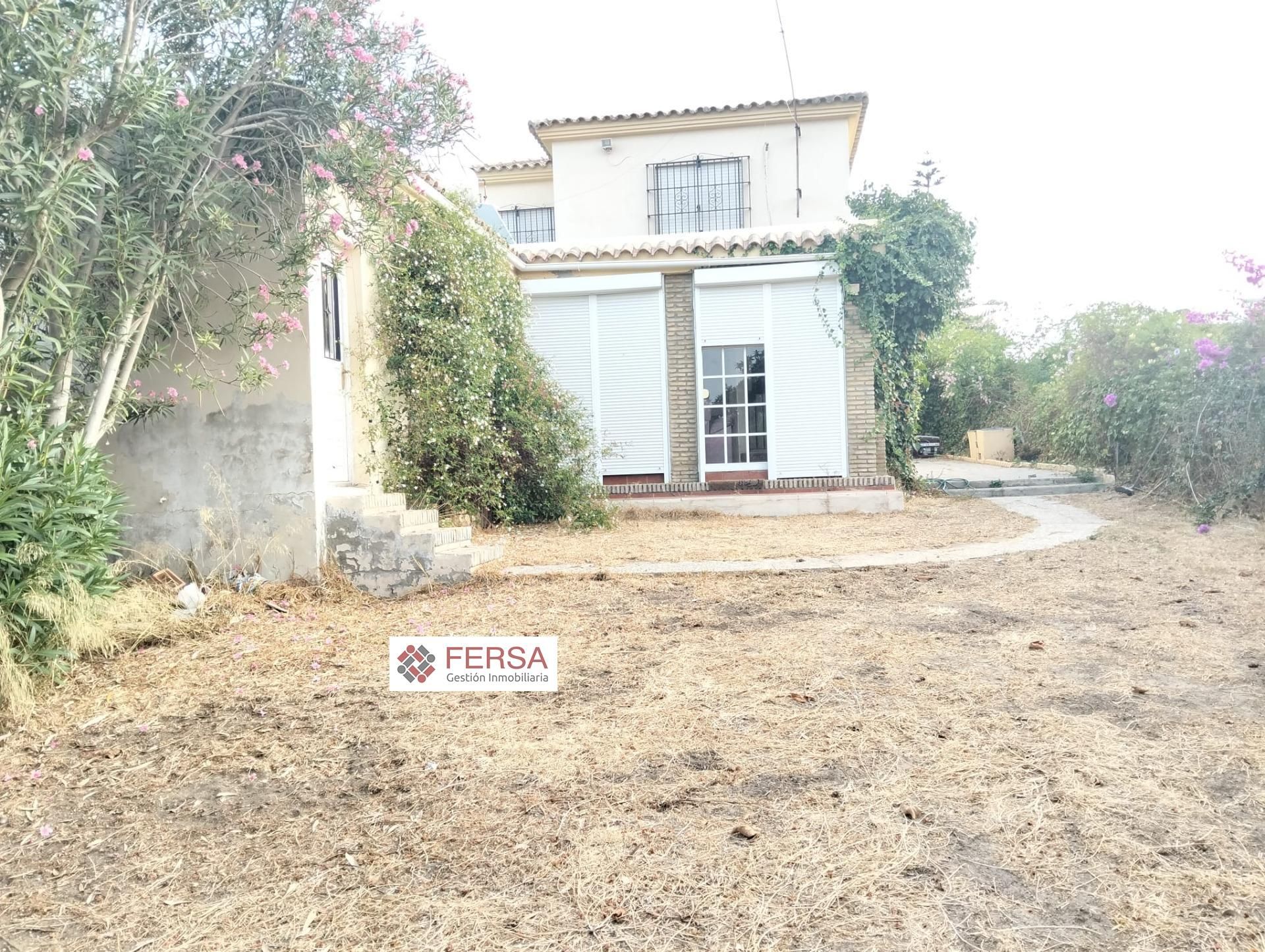 Vista exterior de Casa adosada en venta en El Puerto de Santa María con Aire acondicionado, Calefacción y Jardín privado