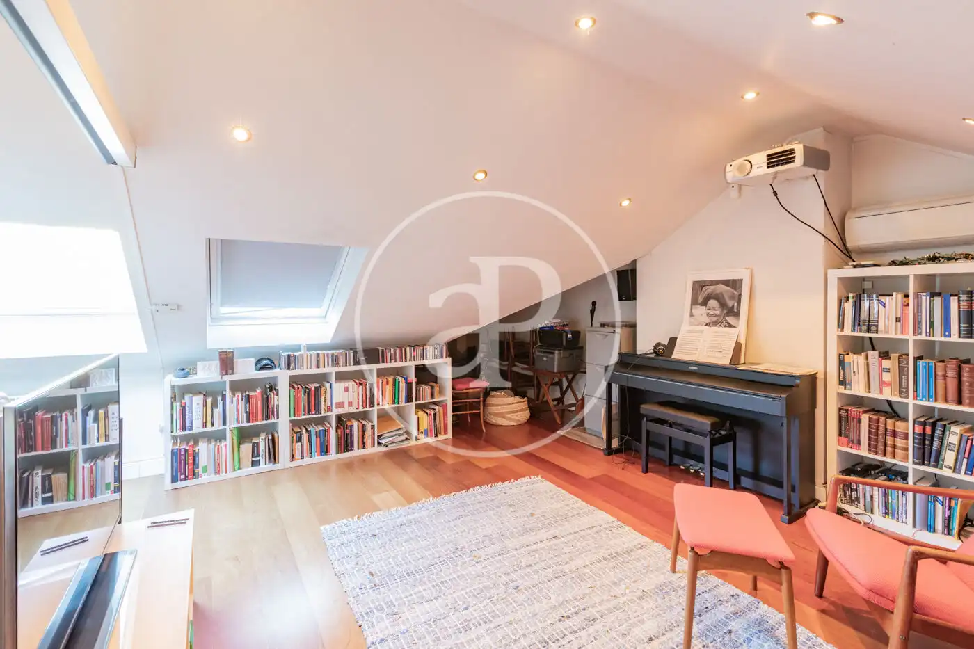 Sala de estar de Casa adosada en venta en Club de Campo con Aire acondicionado, Calefacción y Jardín privado
