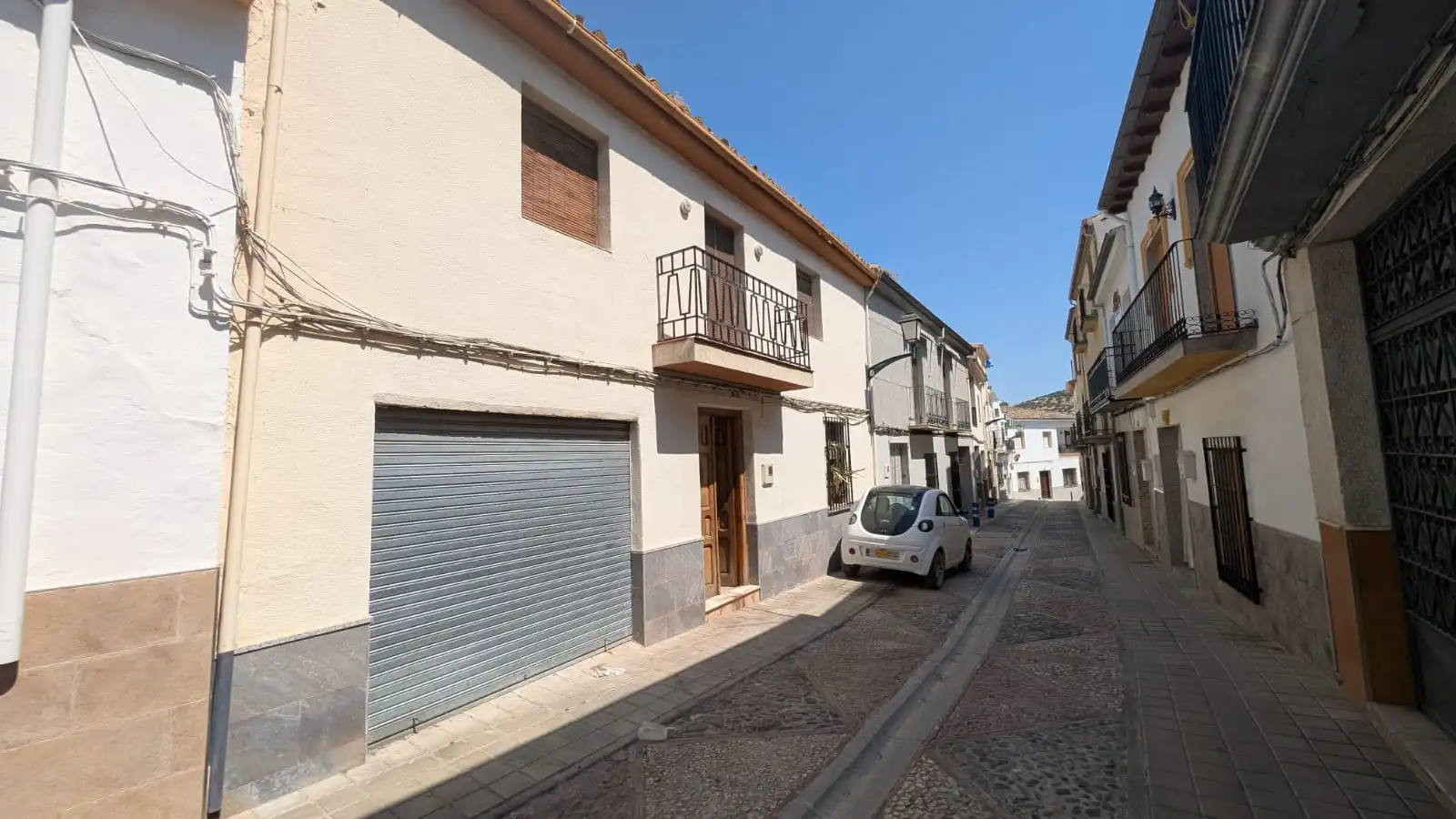 House with terrace for sale in Alcaudete