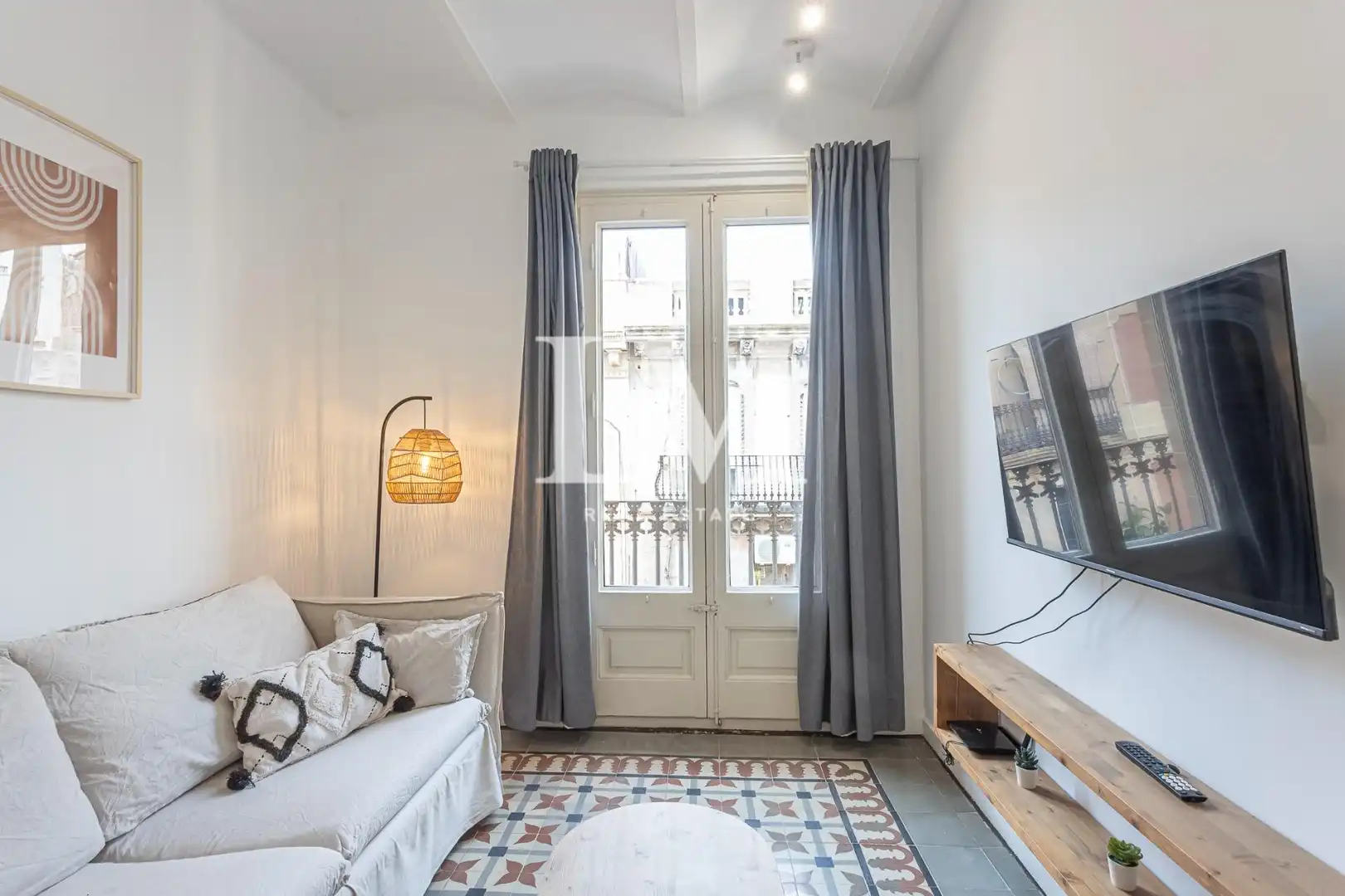 Dormitori de Apartament de lloguer en Barcelona amb Aire condicionat, Calefacció i Moblat