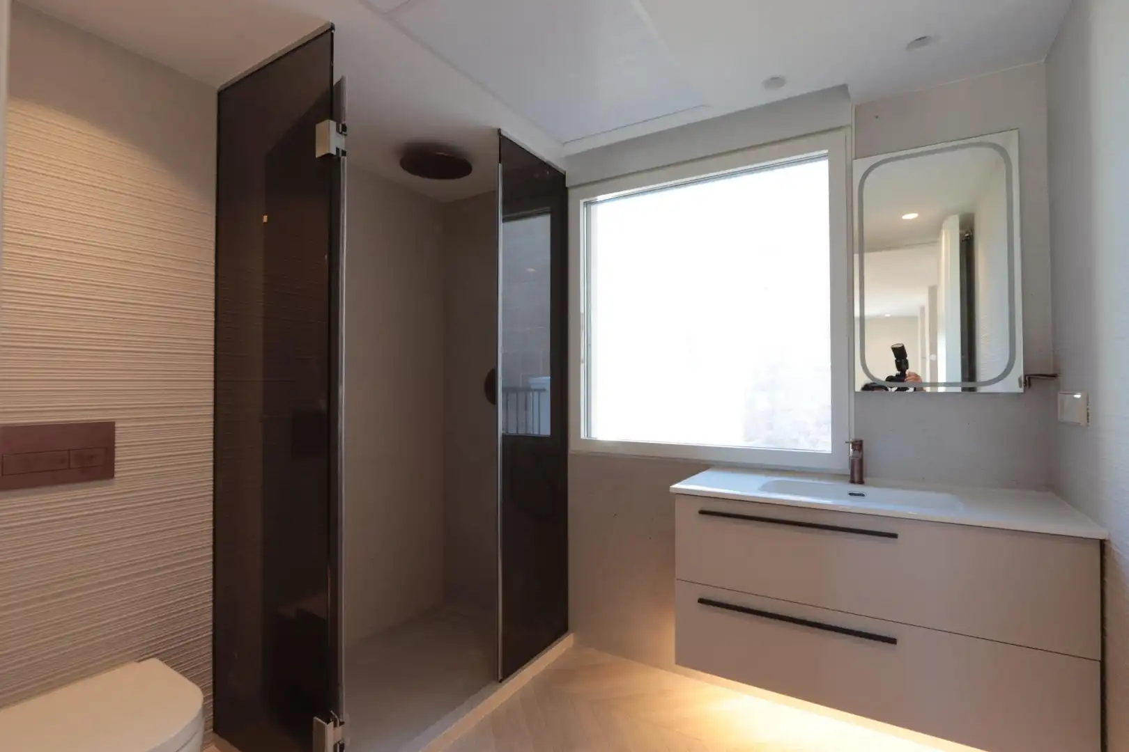 Badezimmer von Dachboden zum Verkauf in Cartagena mit Klimaanlage, Heizung und Parkett
