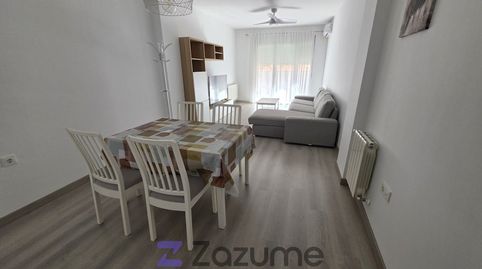 Foto 2 de Piso de alquiler en Ctra. Valencia, La Milagrosa, Albacete Capital