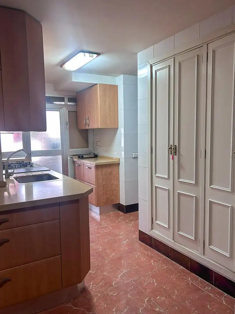 Küche von Wohnung zur Miete in Sevilla mit Klimaanlage, Terrasse und Möbliert