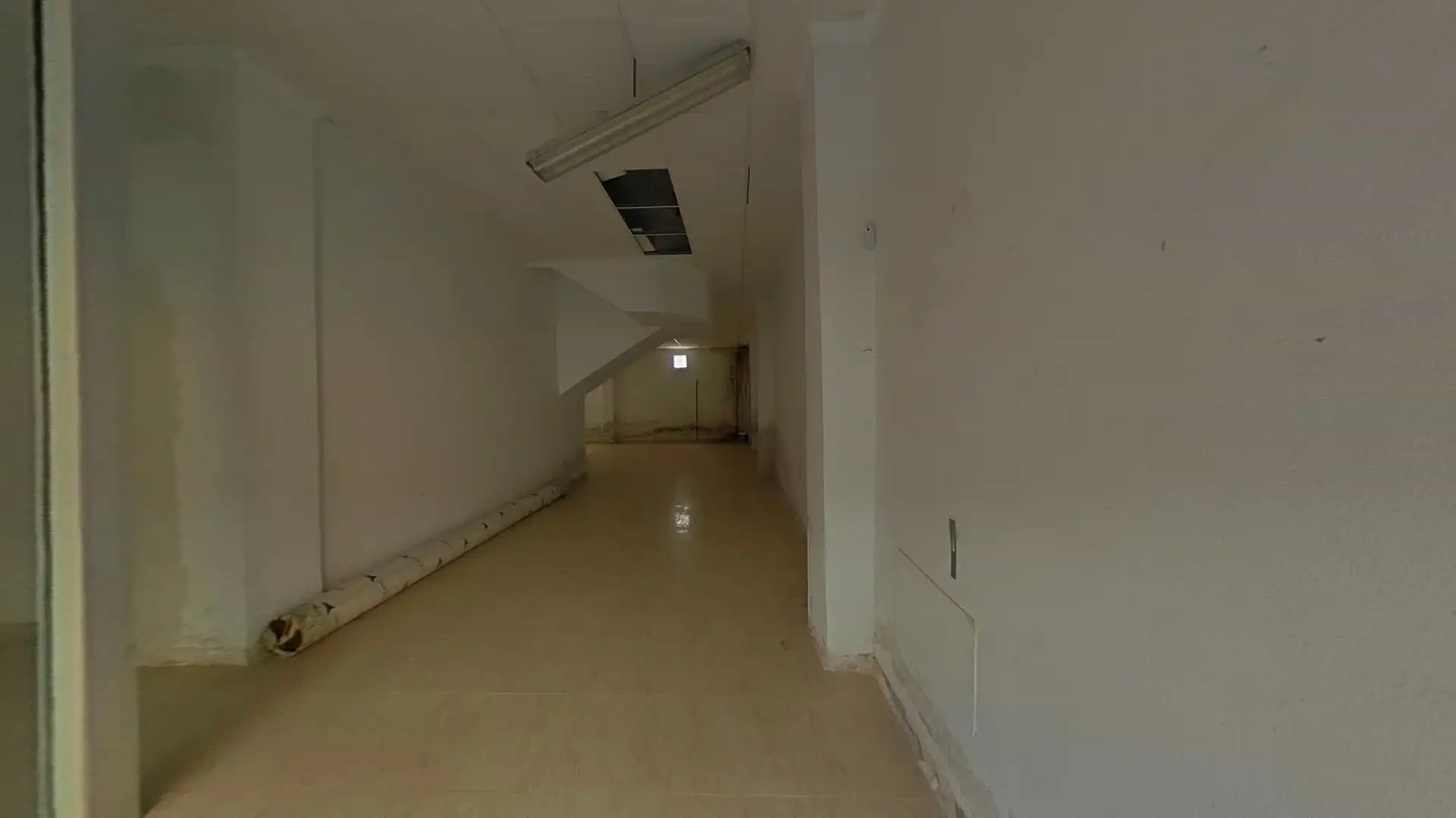 Commercial properties for sale in Pedro Lorca, 90, -1, Las Piscinas Naturales
