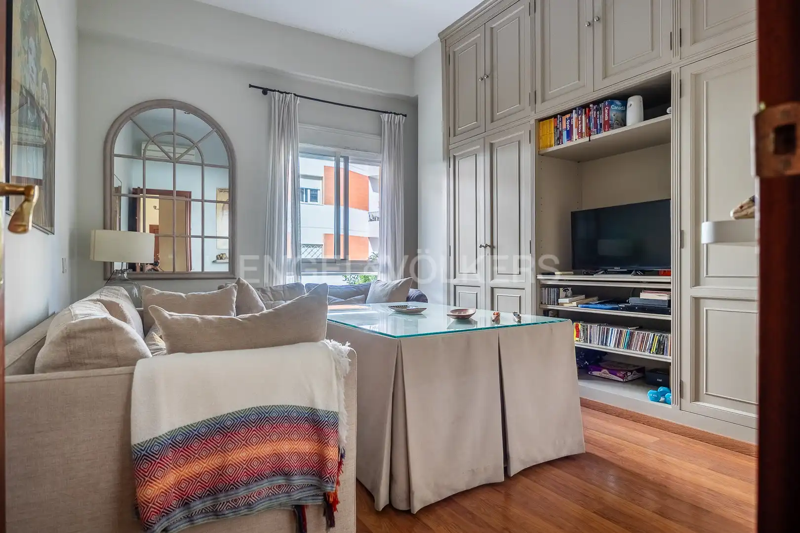 Living room of Houses for sale in Sevilla  with Air Conditioner, Heating and Storage room
