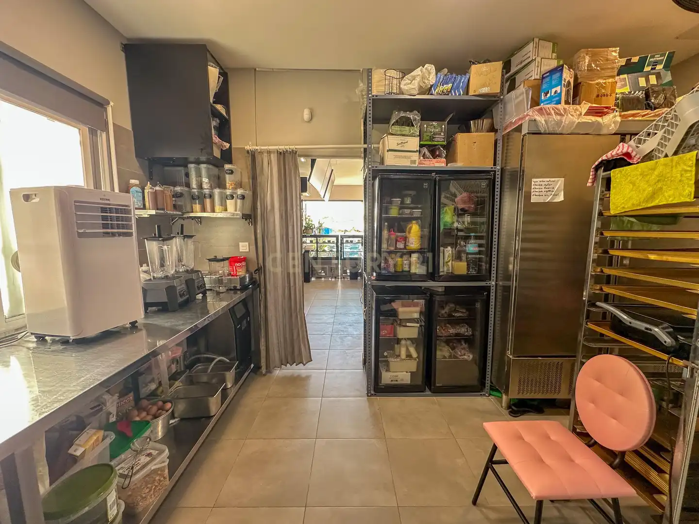Kitchen of Commercial properties for transfer in Fuengirola