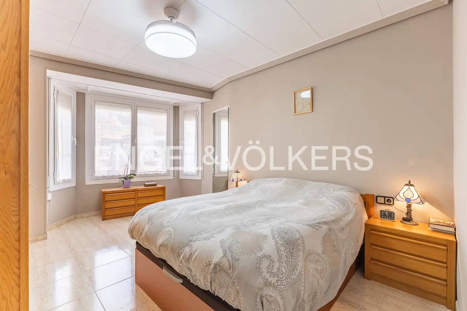 Habitación de Casa o chalet en venta en Terrassa con Aire acondicionado, Calefacción y Jardín privado
