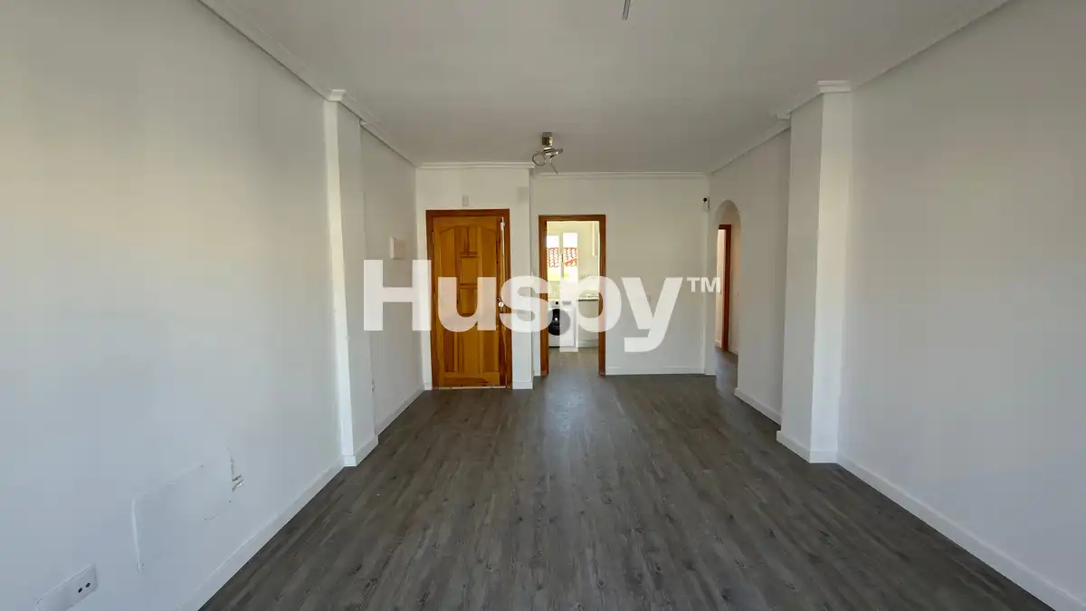 Piso con terraza en venta en Calle Licenciado Vidriera, imagen 4