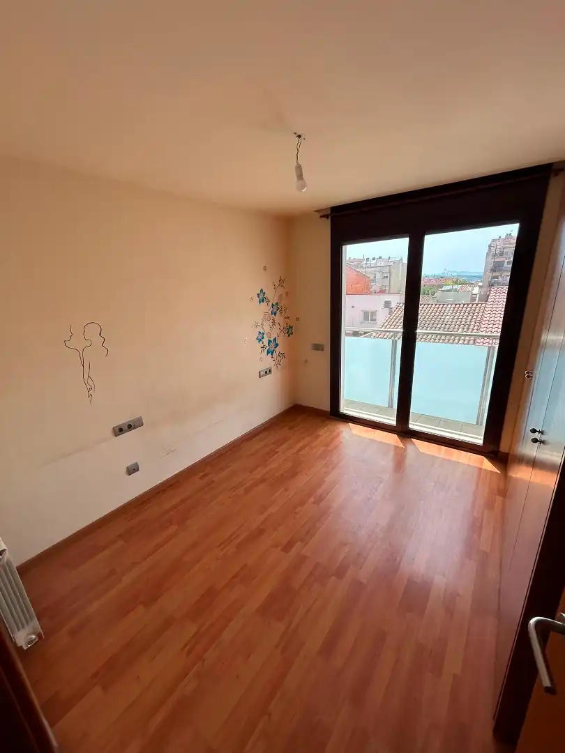 Dormitori de Àtic en venda en Terrassa amb Calefacció, Parquet i Terrassa