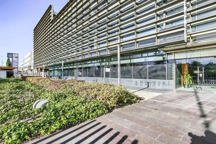 Vista exterior de Oficina en venta en Alcobendas