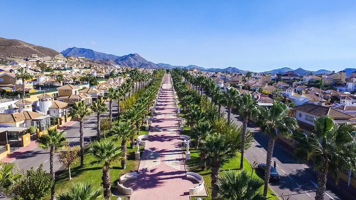 Vista exterior de Casa o xalet en venda en Mazarrón amb Jardí privat i Terrassa