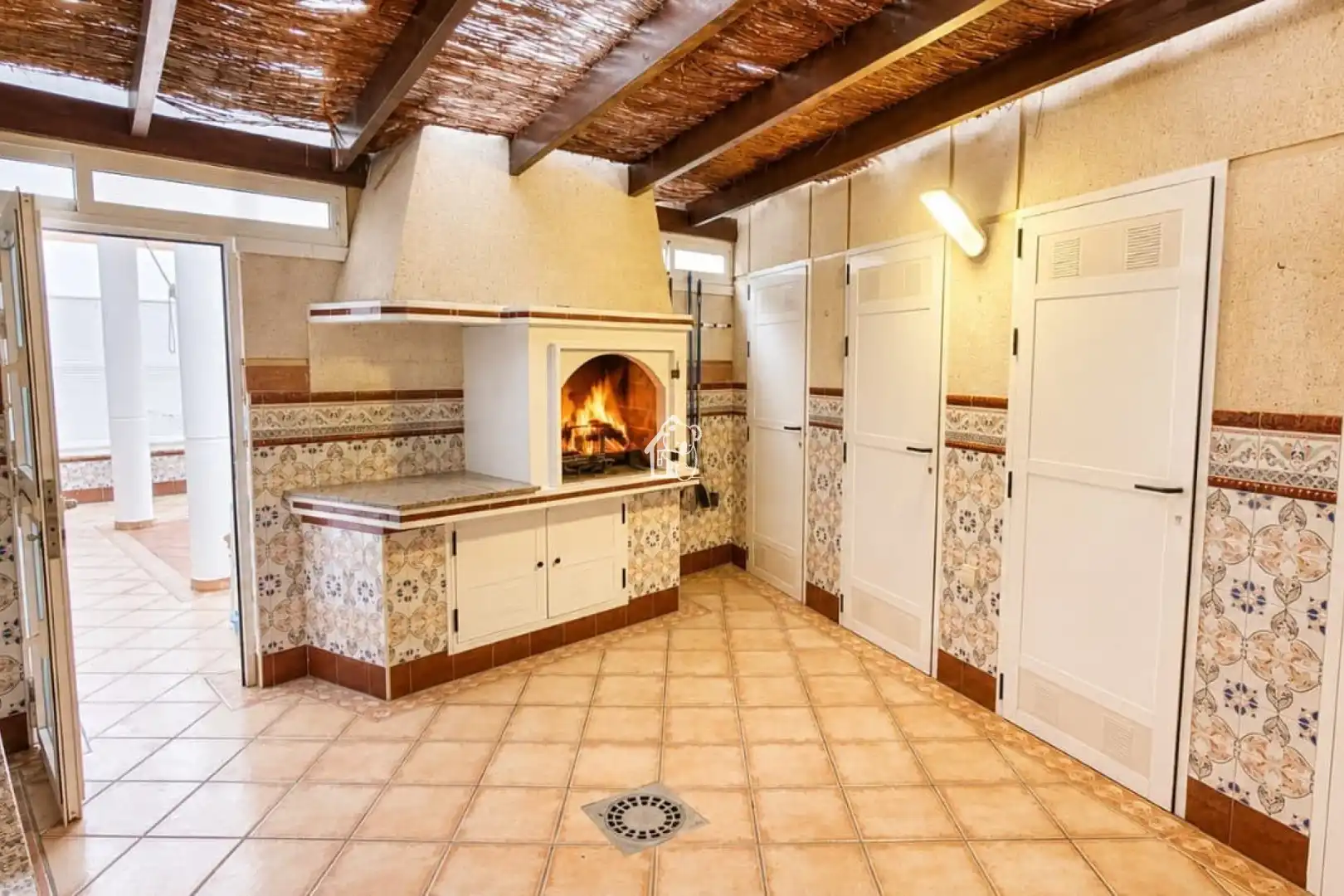 Küche von Dachboden zur Miete in Torrevieja mit Klimaanlage, Privatgarten und Terrasse