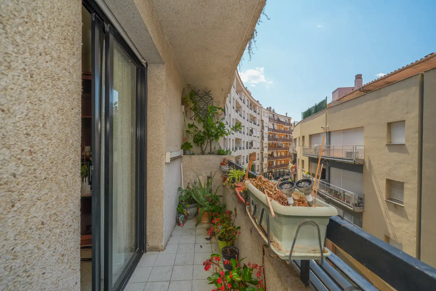 Terraza de Piso en venta en Girona con Calefacción, Parquet y Terraza