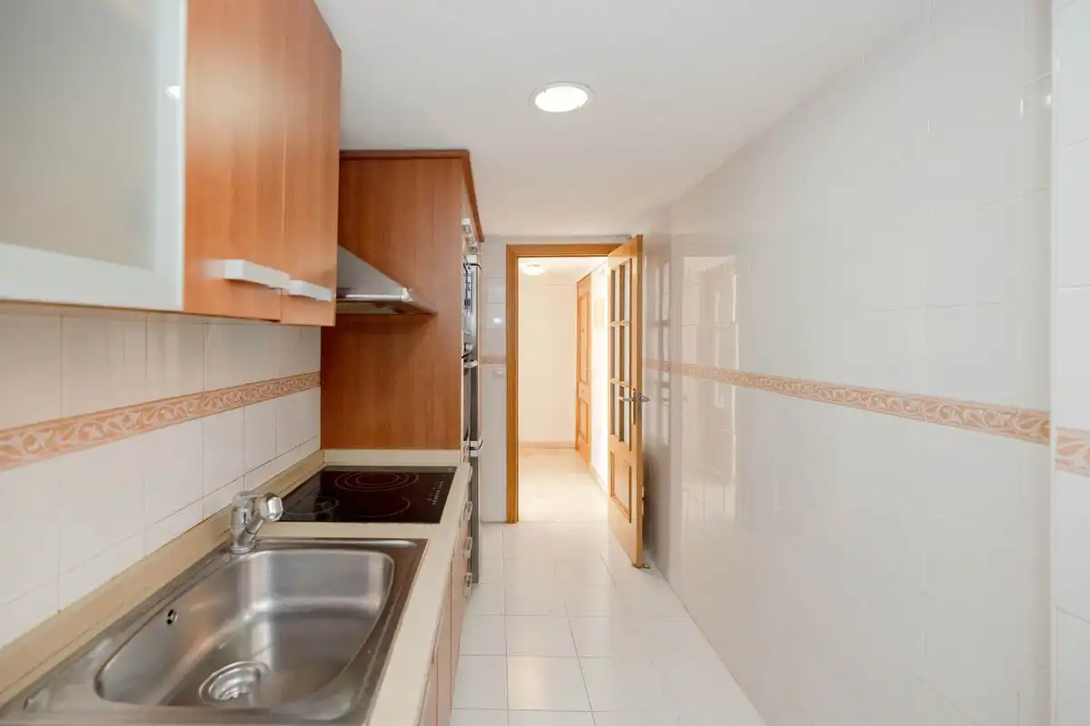 Flat with terrace for sale in Calle Grazalema, imagen 7