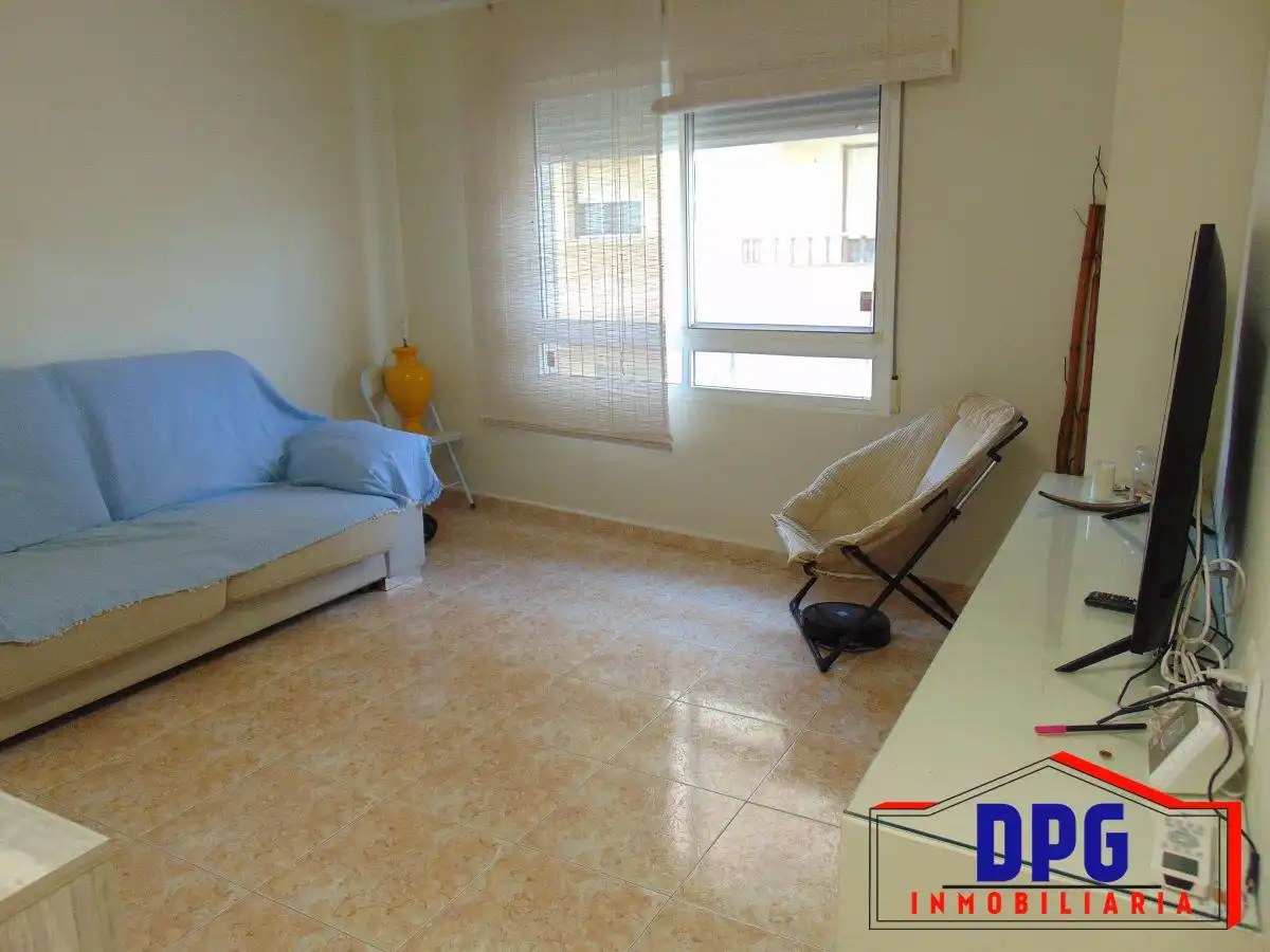 Habitación de Apartamento en venta en Garrucha con Aire acondicionado y Amueblado