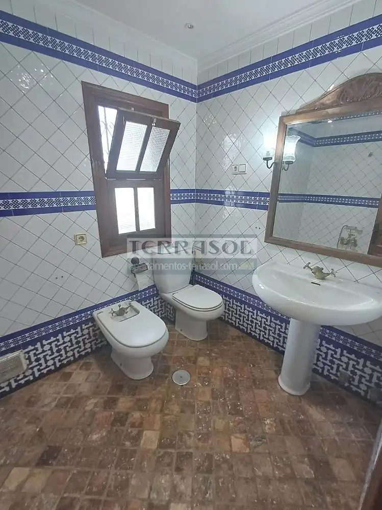 Bany de Casa o xalet en venda en Vélez-Málaga amb Aire condicionat, Calefacció i Terrassa