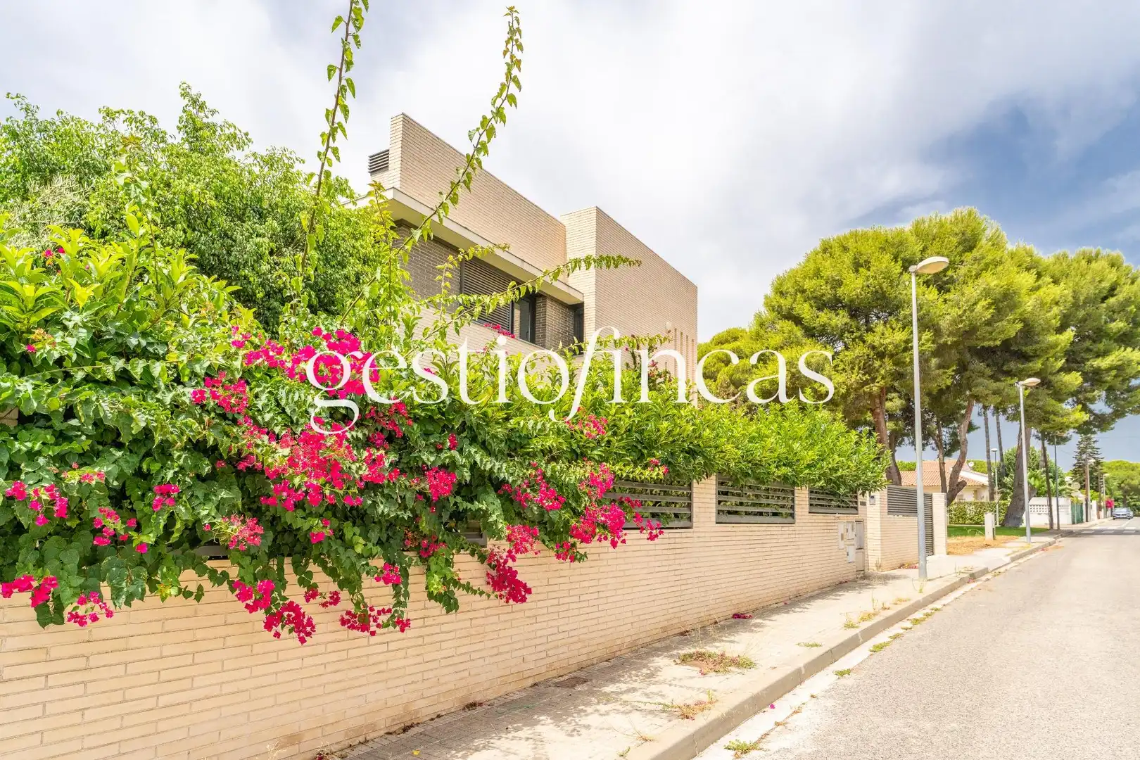 Exterior view of Houses for sale in Cambrils  with Heating, Private garden and Terrace