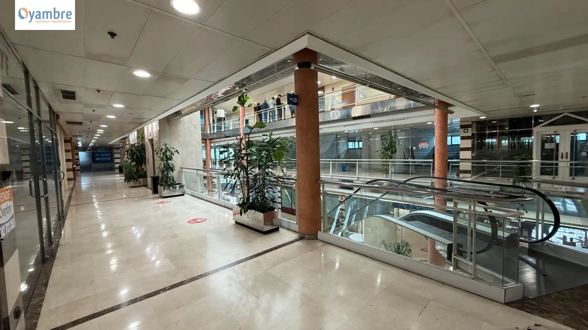 Local comercial en venta en CONCEPCION ARENAL EDIF. CENTRO CIVICO, imagen 3
