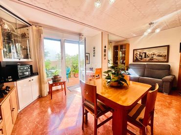 Flat with lift for sale in Santa Rosa