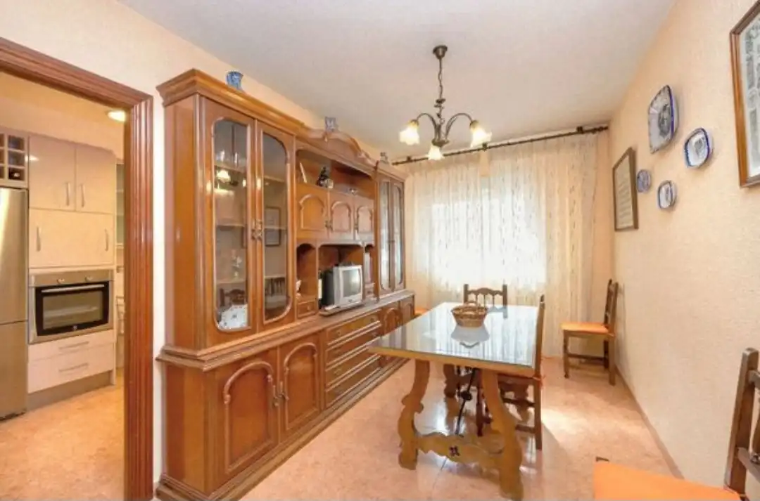 Wohnung zur Miete in Avenida de América, 40, Barrio de Zaidín