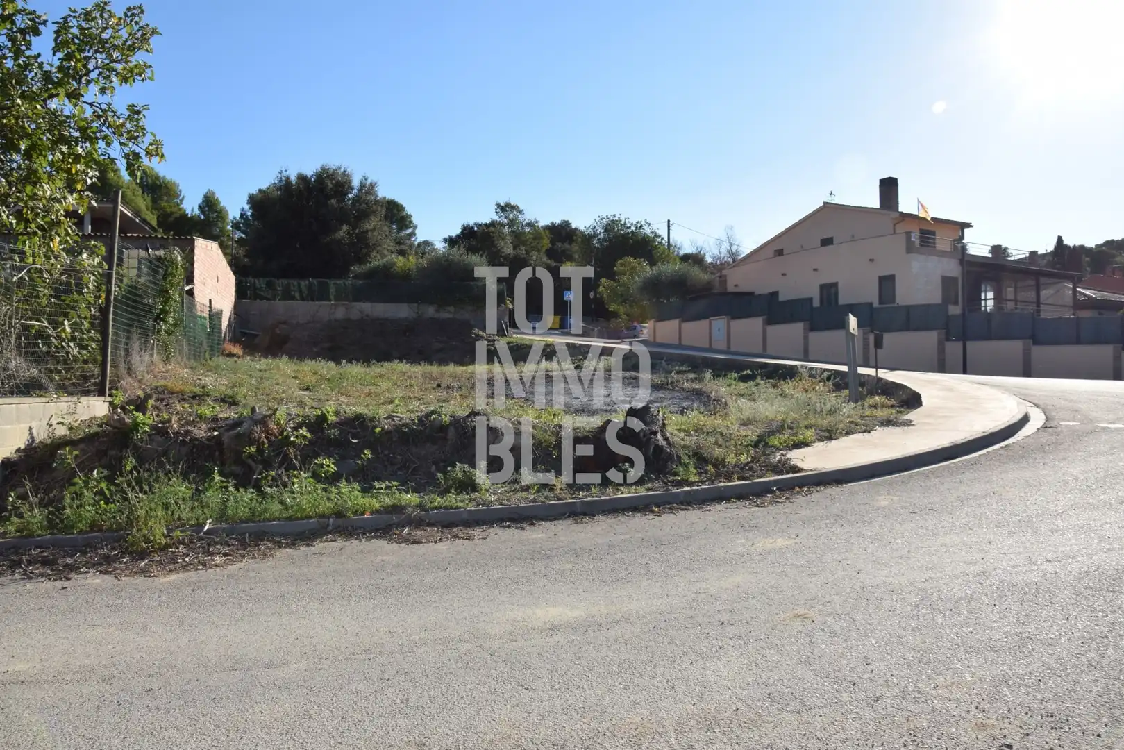 Terreni e lotti in vendita a Jafre, imagen 2