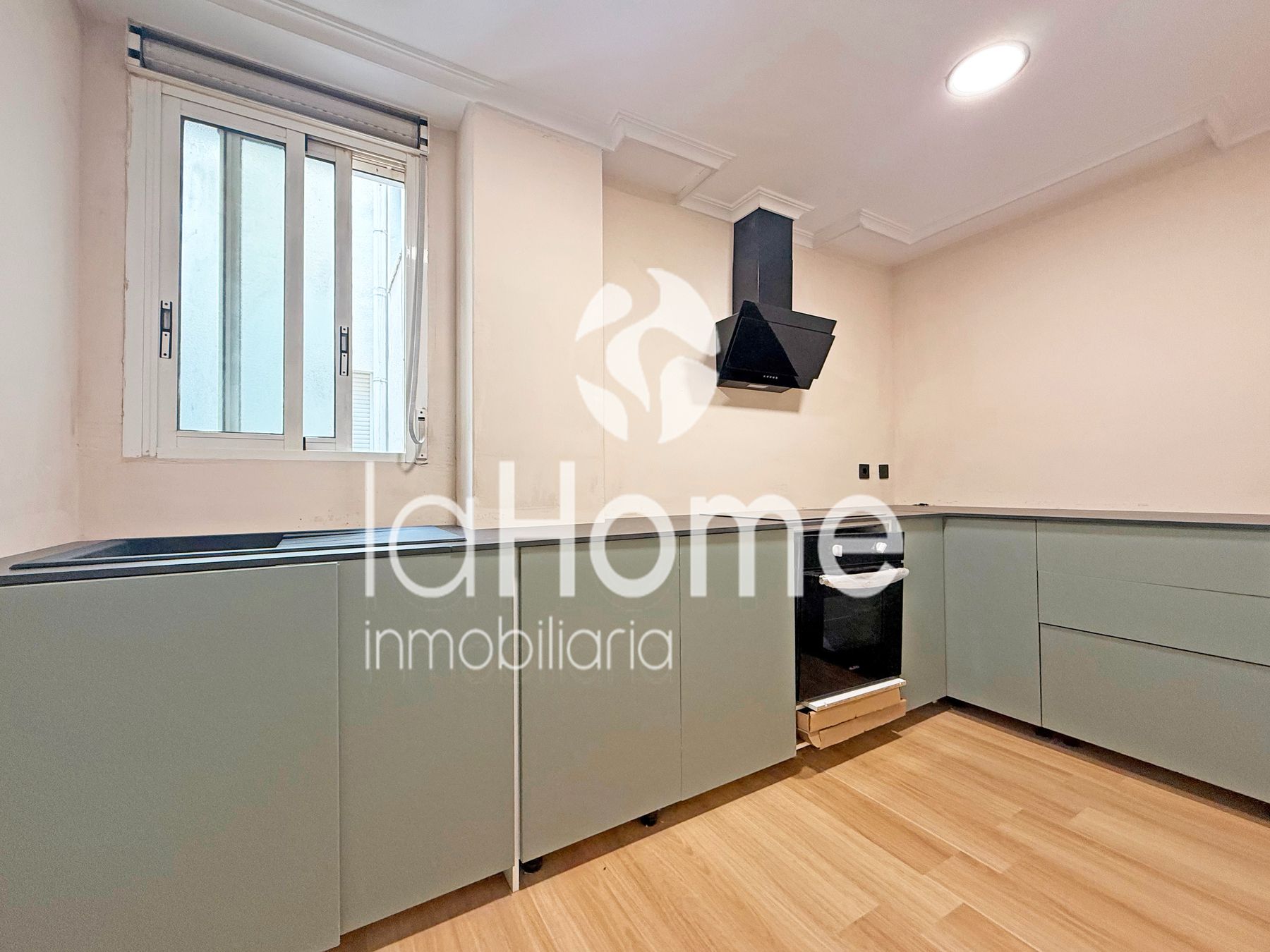 Pis en venda en Montserrat amb Parquet, Terrassa i Forn