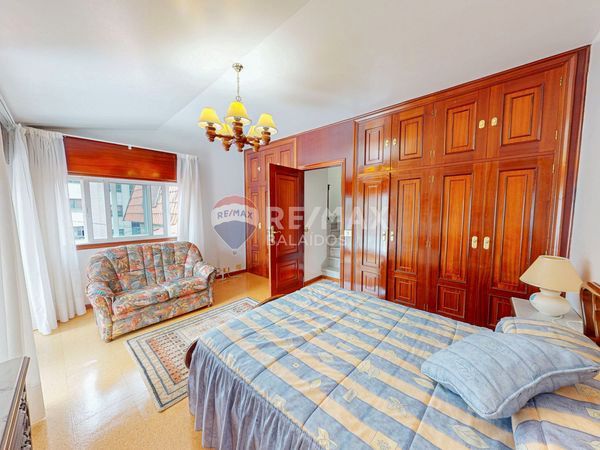 Bedroom of Single-family semi-detached for sale in Vigo   with Heating, Private garden and Storage room